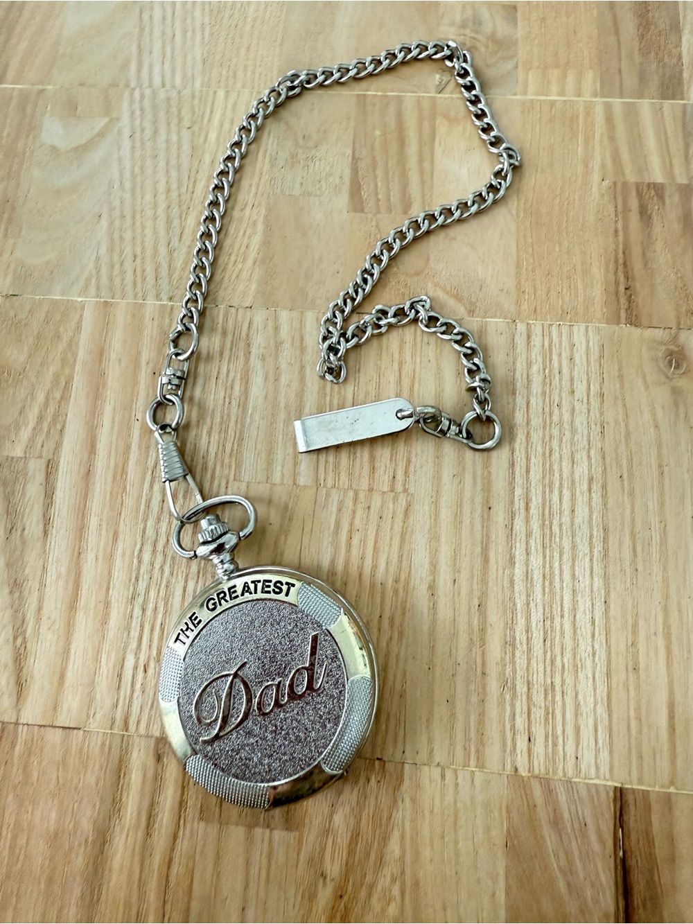 Folio the greatest Dad silver tone pocket watch NEW BATTERY